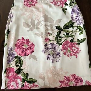 Ann Taylor Pink and Purple Knee-length Floral Pencil Skirt for Cocktail